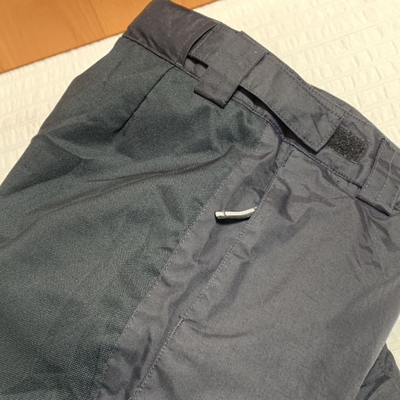 (Youth S) Columbia Freestyle Snow Pants - Unisex - Black - Picture 8 of 16